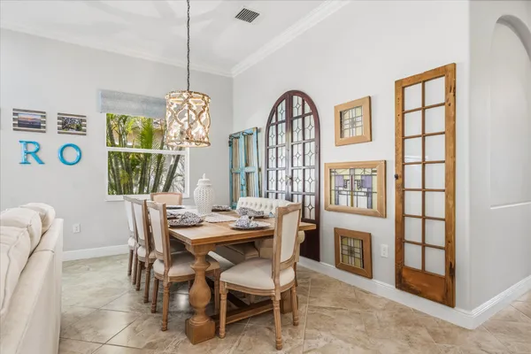 $640,000 | 4245 Diamond Square, Vero Beach, FL 32967