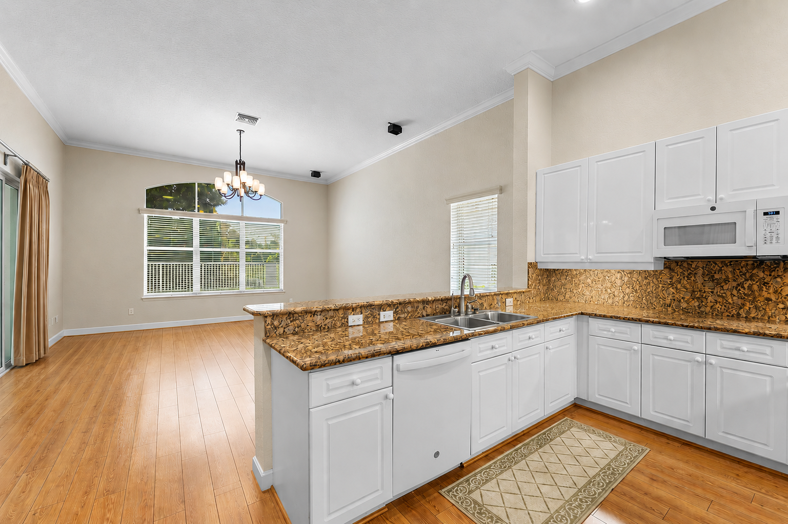 18652 Ocean Mist Drive Boca Raton, FL 33498 - Photo 5 of 25
