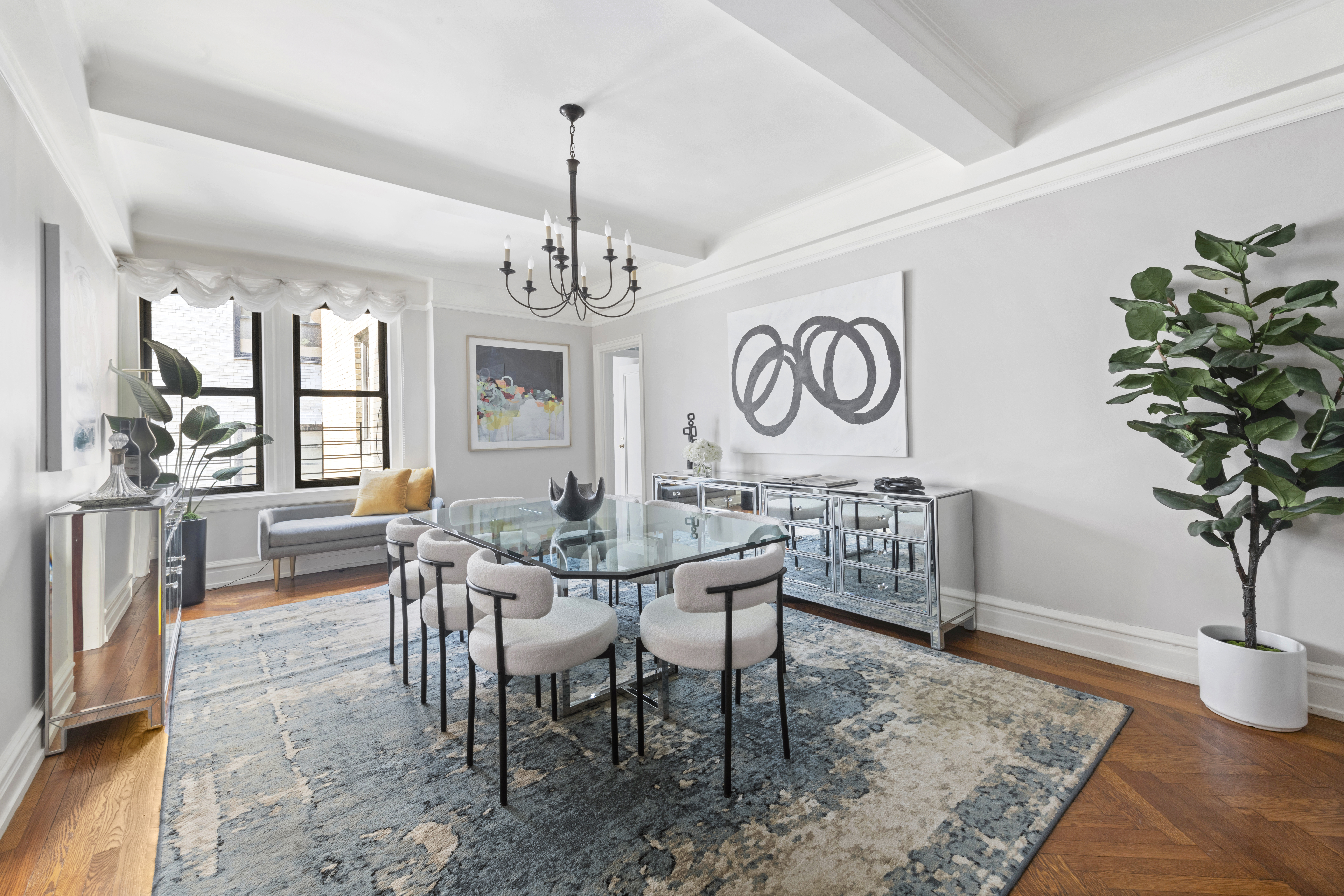410 East 57th Street, Unit 15BE Manhattan, NY 10022 - Photo 4 of 18 a view of a livingroom and dining room