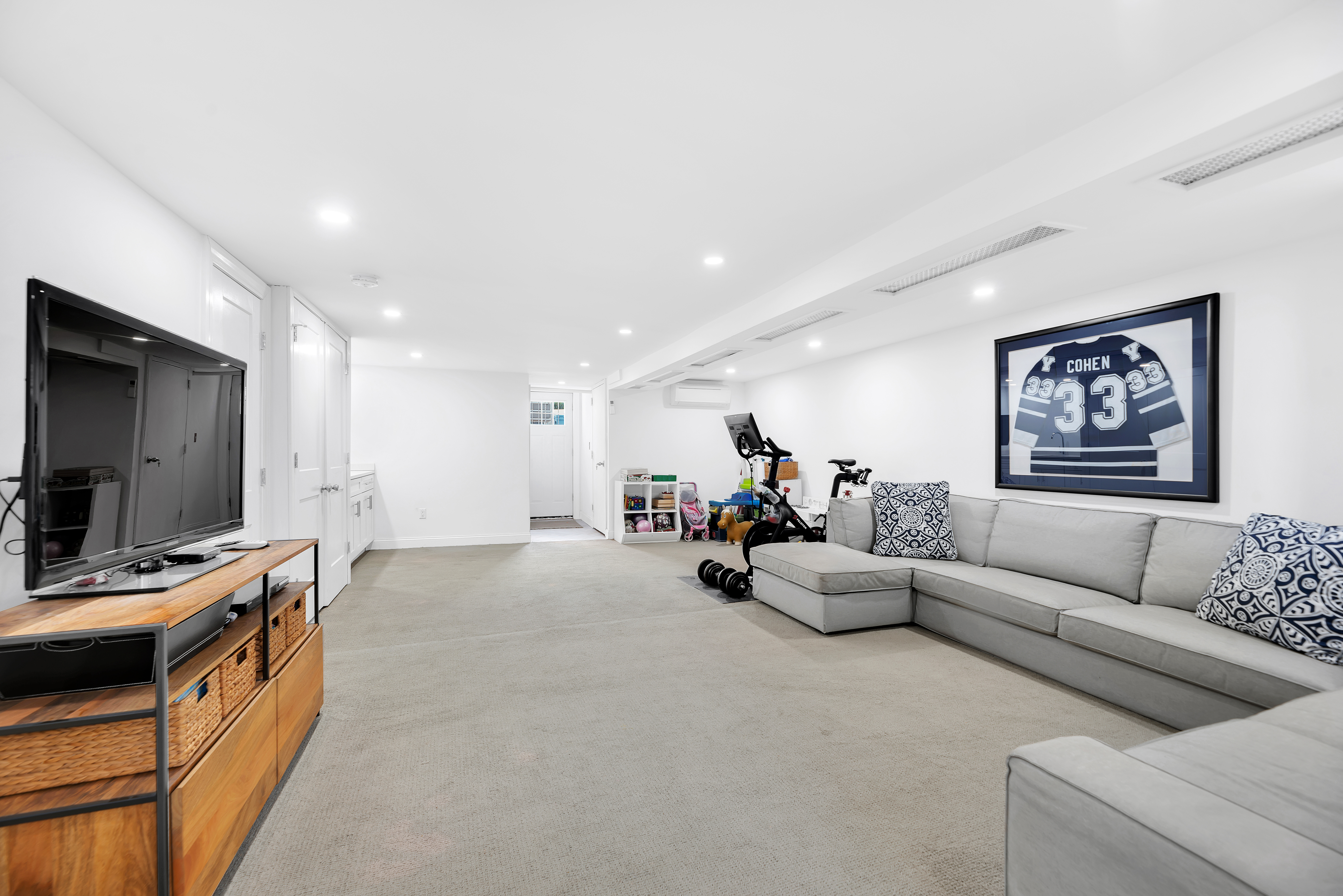 22-25 36th Street Queens, NY 11105 - Photo 10 of 16