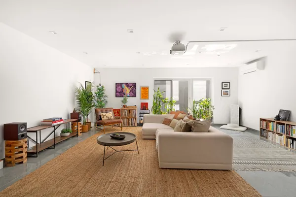 $4,400 | 676 Halsey Street, Unit 1B | Bedford-Stuyvesant