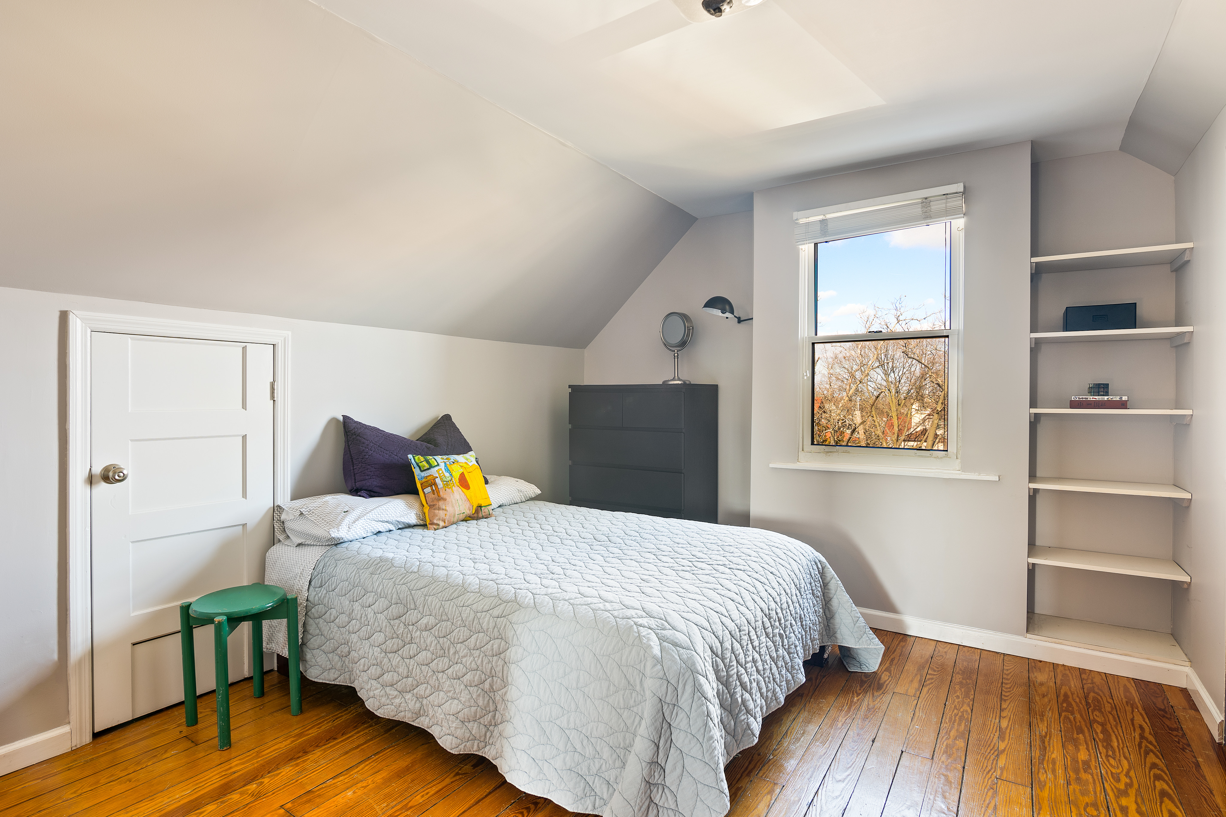 158 85th Street Brooklyn, NY 11209 - Photo 11 of 28