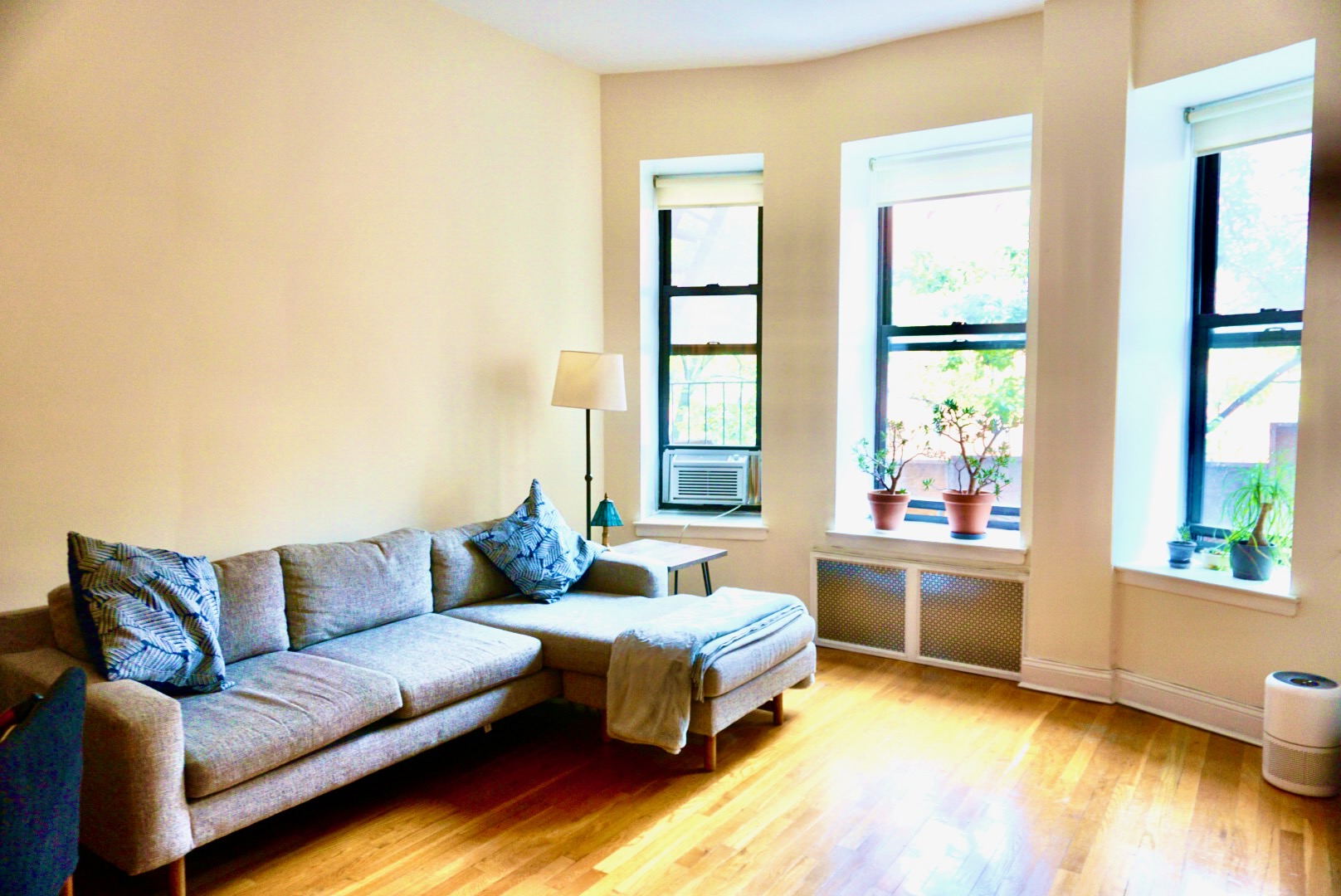 30 East 95th Street, Unit 2E Manhattan, NY 10128 - Photo 2 of 7