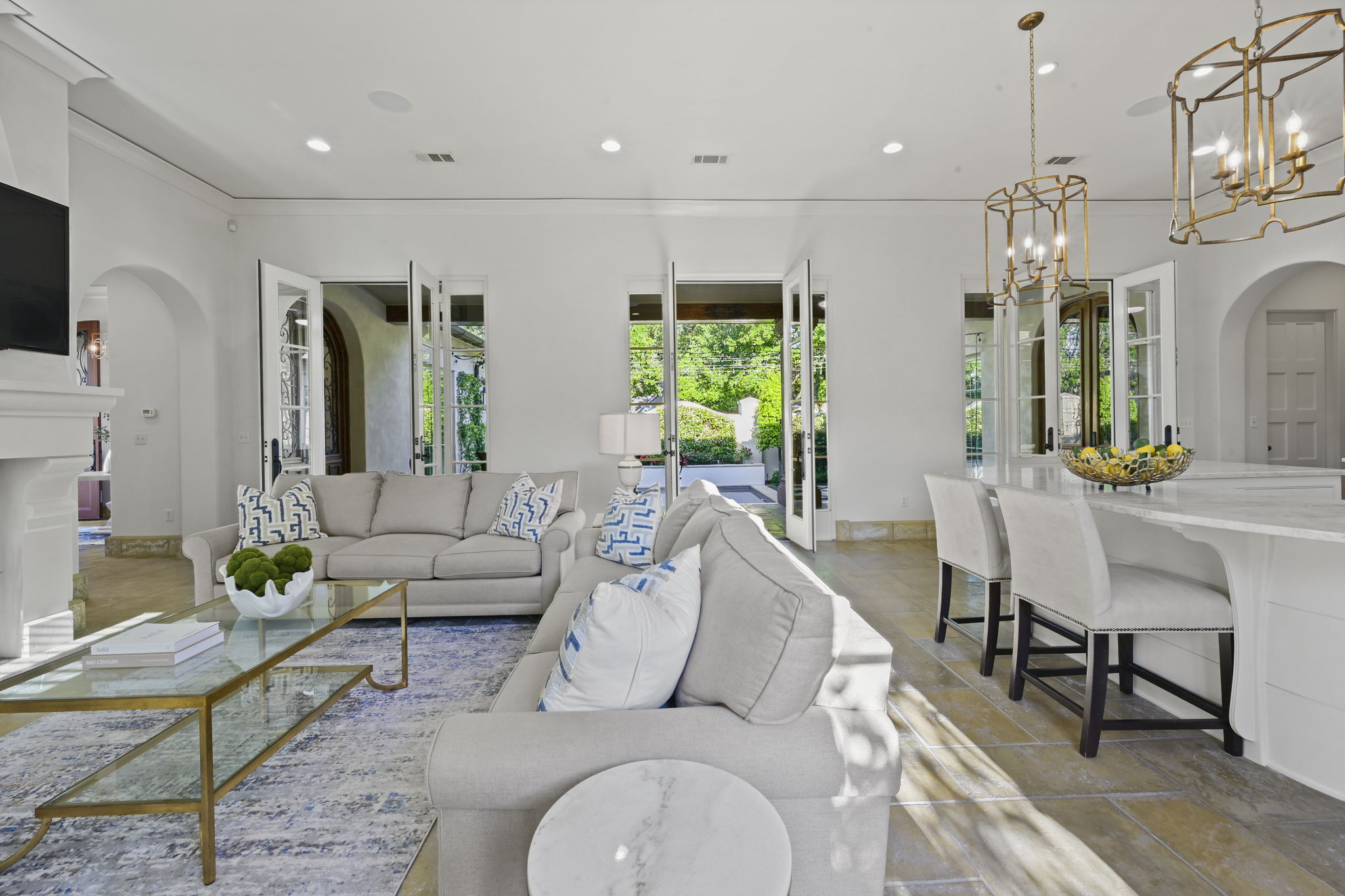 6734 Audubon Circle Baton Rouge, LA 70806 - Photo 3 of 14