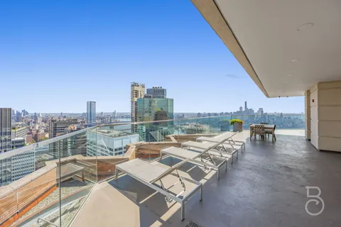 $1,999,000 | 75 Wall Street, Unit 25O | Financial District