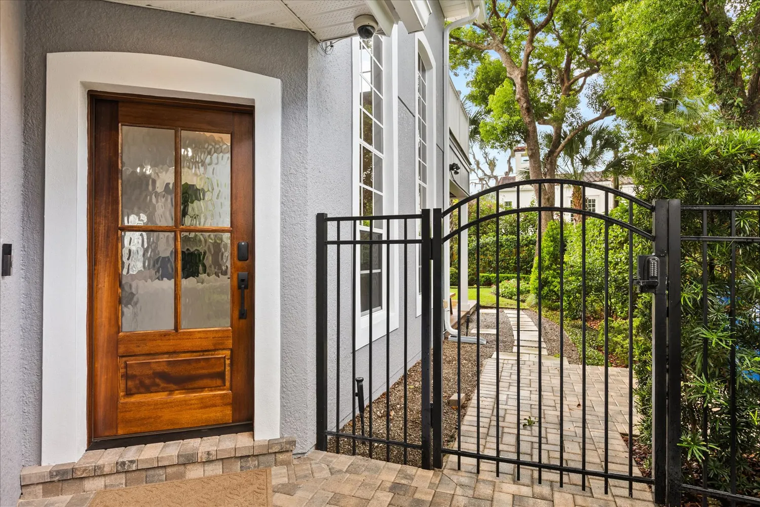 $985,000 | 512 Clarendon Avenue, Unit Undisclosed, Winter Park, FL 32789