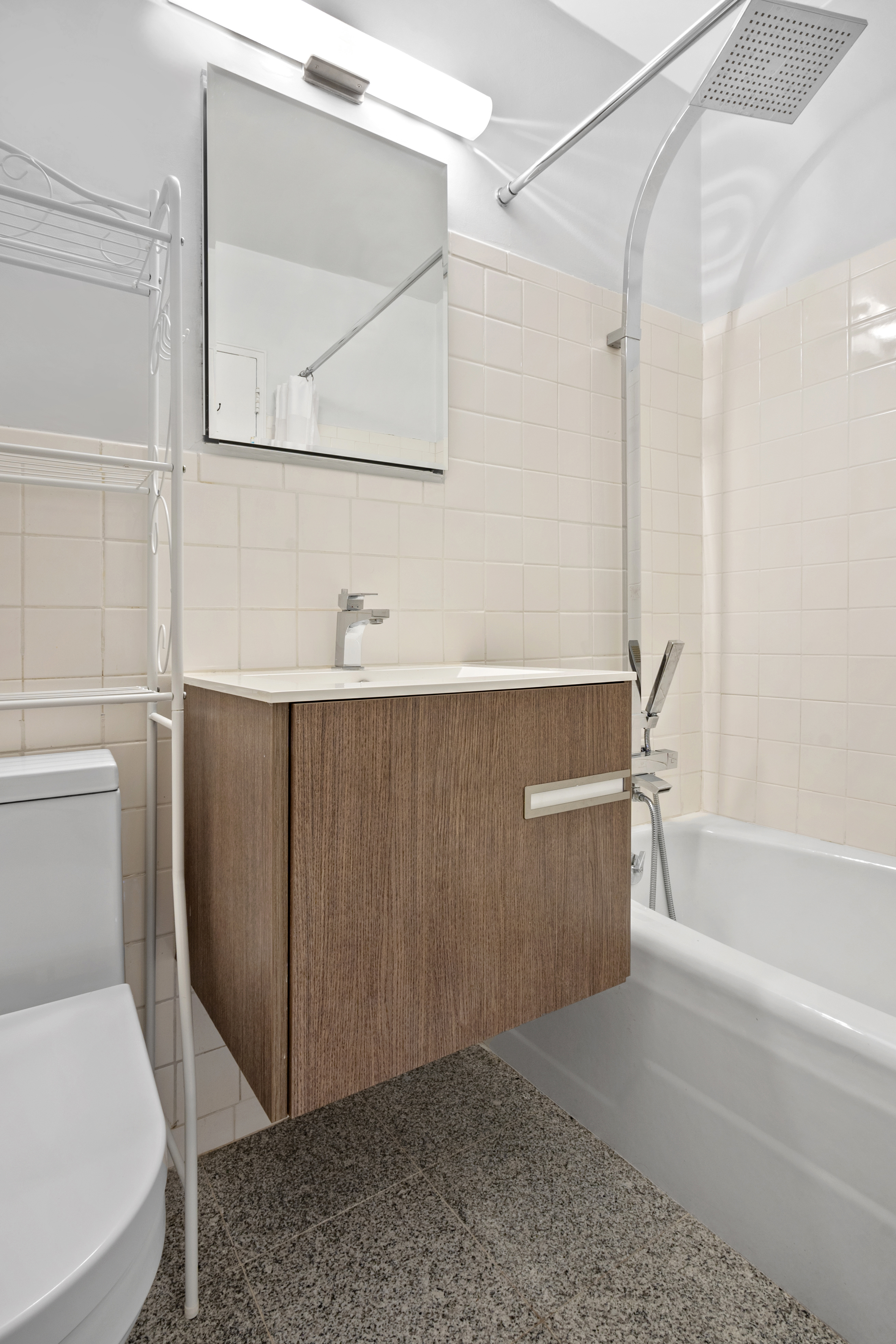 170 West End Avenue, Unit 27R Manhattan, NY 10023 - Photo 4 of 9