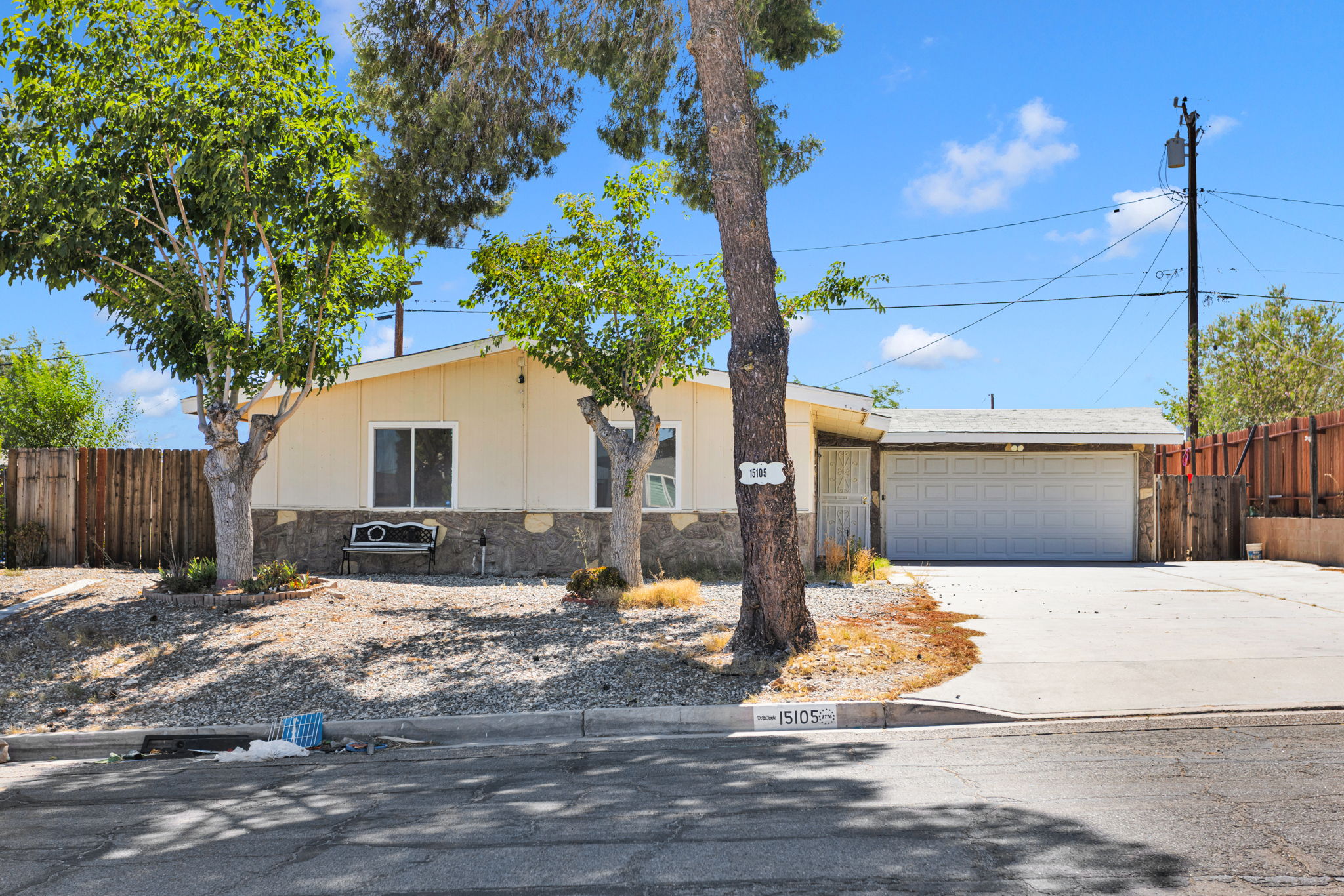 15105 Condor Road Victorville, CA 92394 - Photo 1 of 2