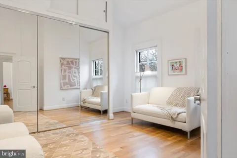 $1,700,000 | 203 9th Street Southeast, Washington, DC 20003