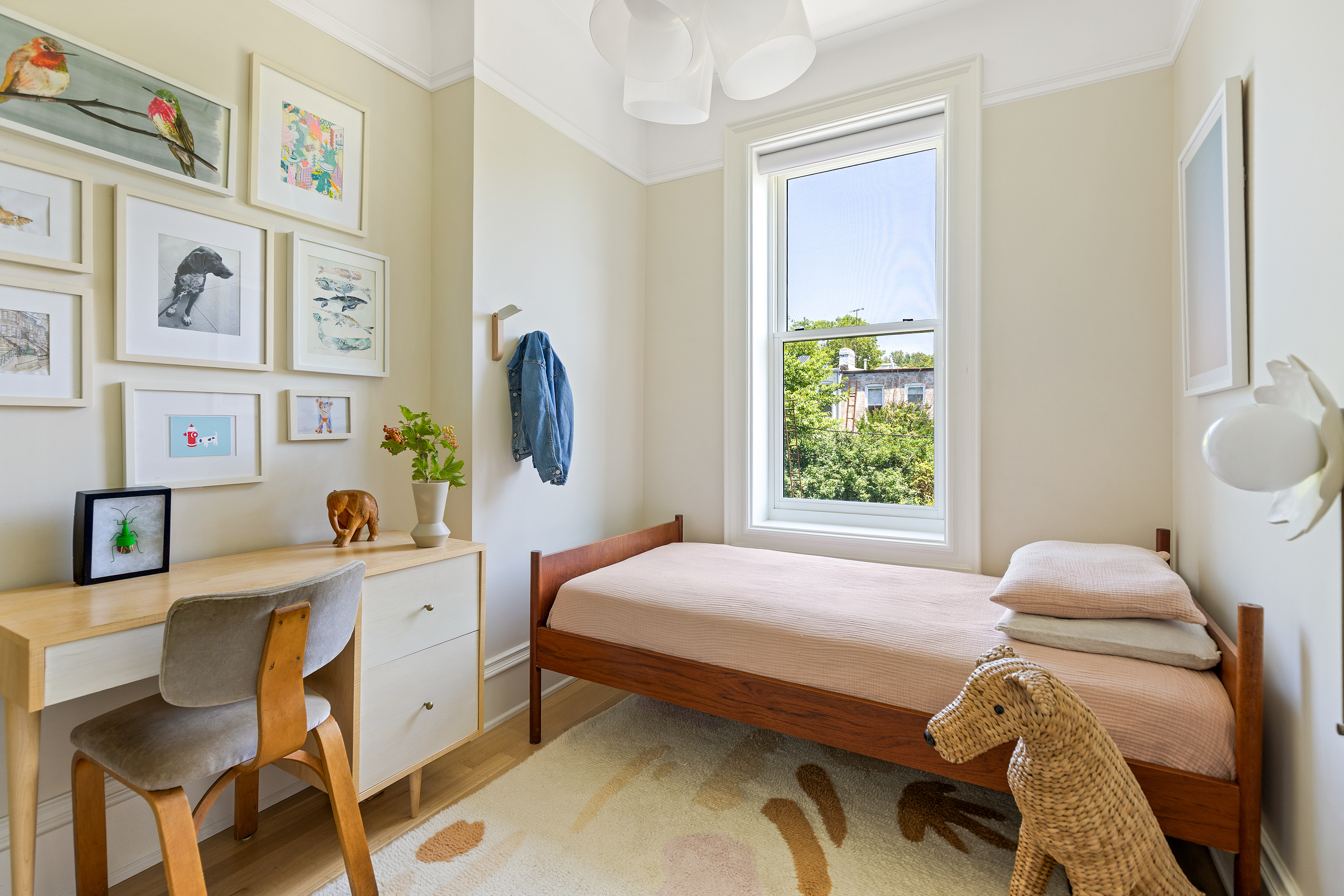 47 Sherman Street, Unit 2 Brooklyn, NY 11215 - Photo 16 of 23 a bedroom with a bed and a window