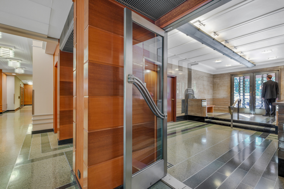 25 Central Park West, Unit 6H Manhattan, NY 10023 - Photo 7 of 9