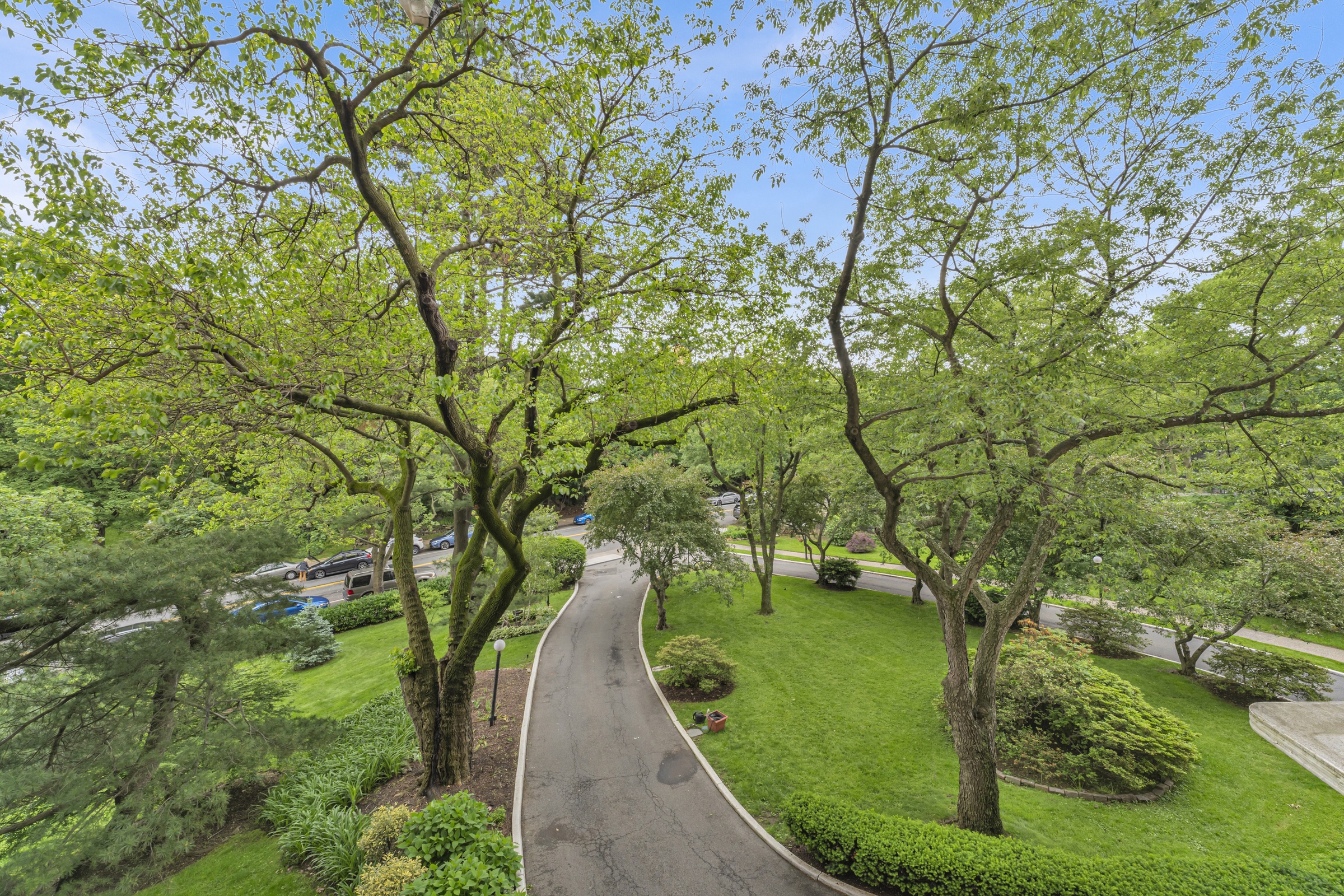 750 Kappock Street, Unit 307 Bronx, NY 10463 - Photo 16 of 20 a view of an outdoor space