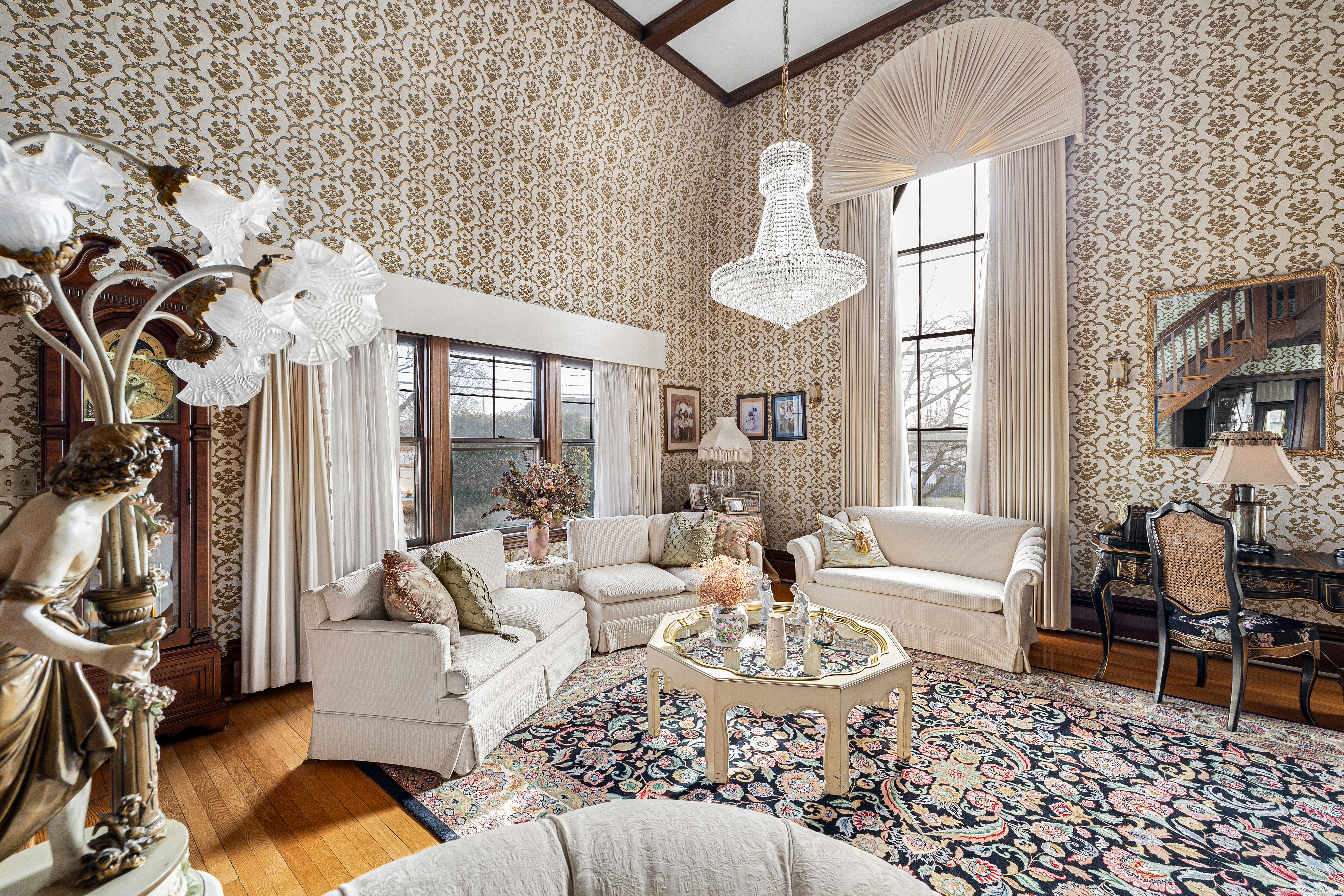 90 Putnam Pike Johnston, RI 02919 - Photo 4 of 24