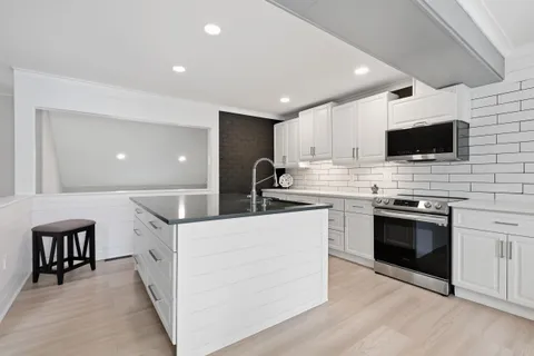 $329,900 | 6 Heron Drive, Denver, PA 17517