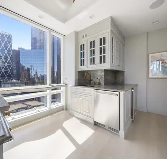 $7,390,000 | 1 Central Park West, Unit 24D | Upper West Side