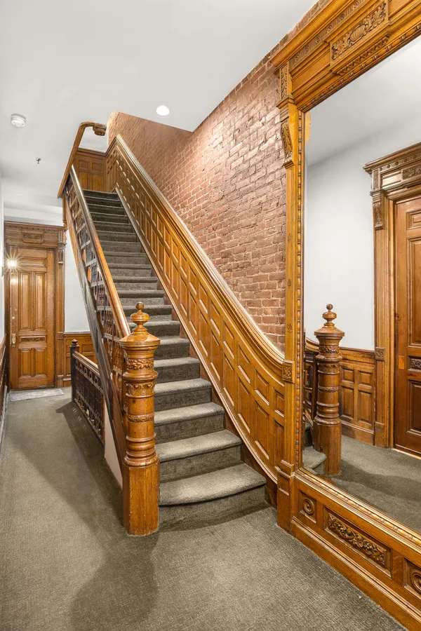 $699,000 | 118 West 81st Street, Unit 3F | Upper West Side