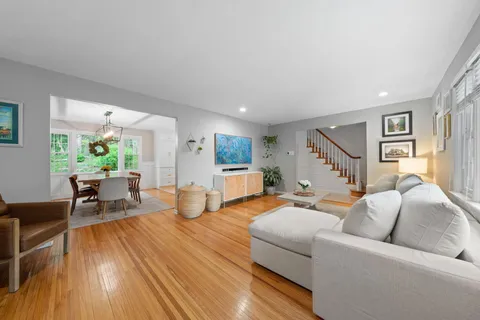 $1,050,000 | 161 Rolling Road, Bala Cynwyd, PA 19004