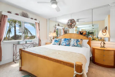 $500,000 | 75-5766 Kuakini Highway, Unit 406, Kailua-Kona, HI 96740
