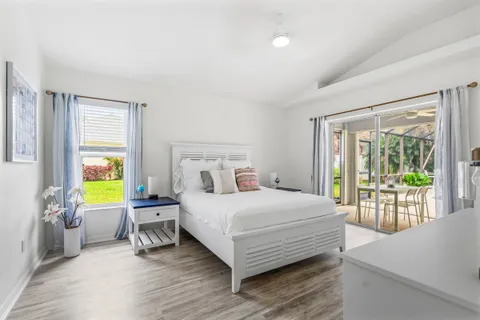 $475,000 | 4955 5th Place, Vero Beach, FL 32968