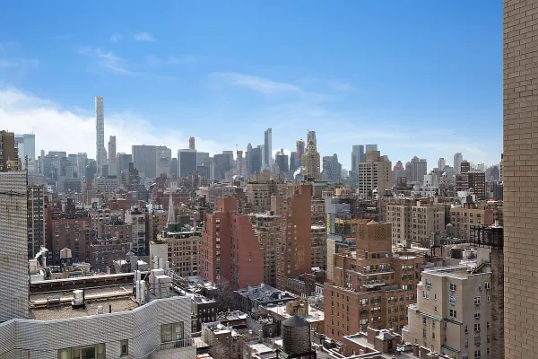 $6,500 | 171 East 84th Street, Unit 25A | Upper East Side