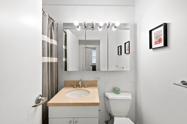 $980,000 | 99 John Street, Unit 1510 | Financial District