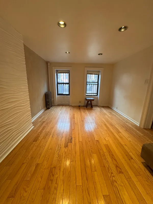 $3,950 | 386 Sterling Place, Unit 1 | Prospect Heights