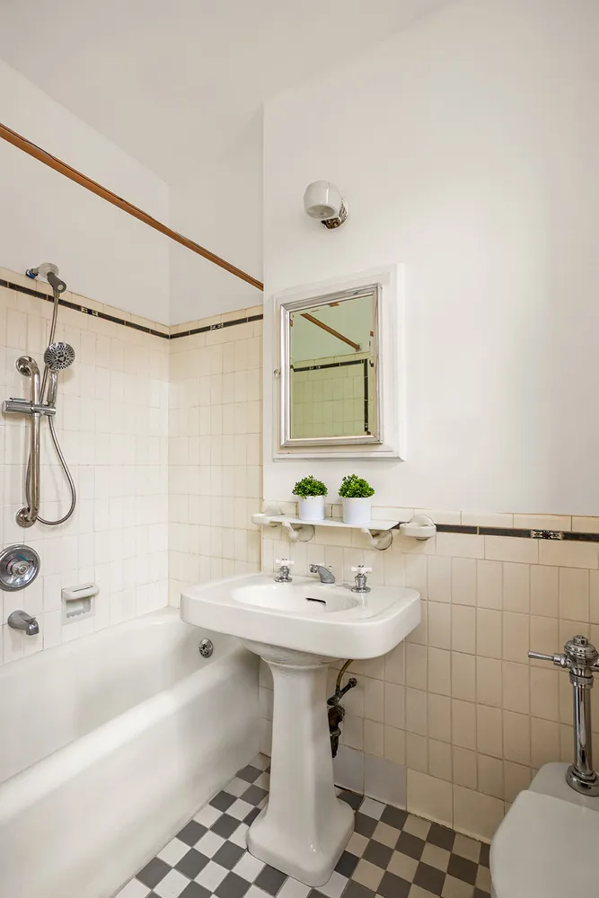 $1,200,000 | 33-51 80th Street, Unit 22 | Jackson Heights