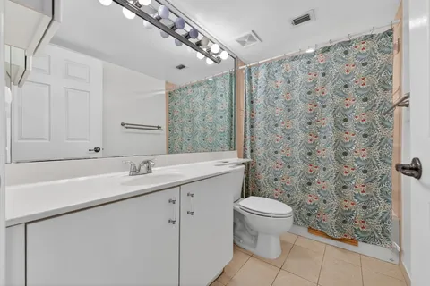 $450,000 | 1650 Coral Way, Unit 607, Miami, FL 33145