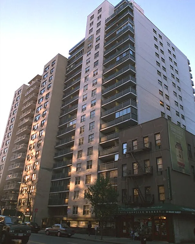 142 East 16th Street, Unit 22B Manhattan, NY 10003 - Photo 14 of 15 a front view of a building