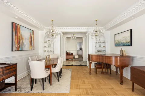 $2,650,000 | 875 5th Avenue, Unit 8D | Lenox Hill
