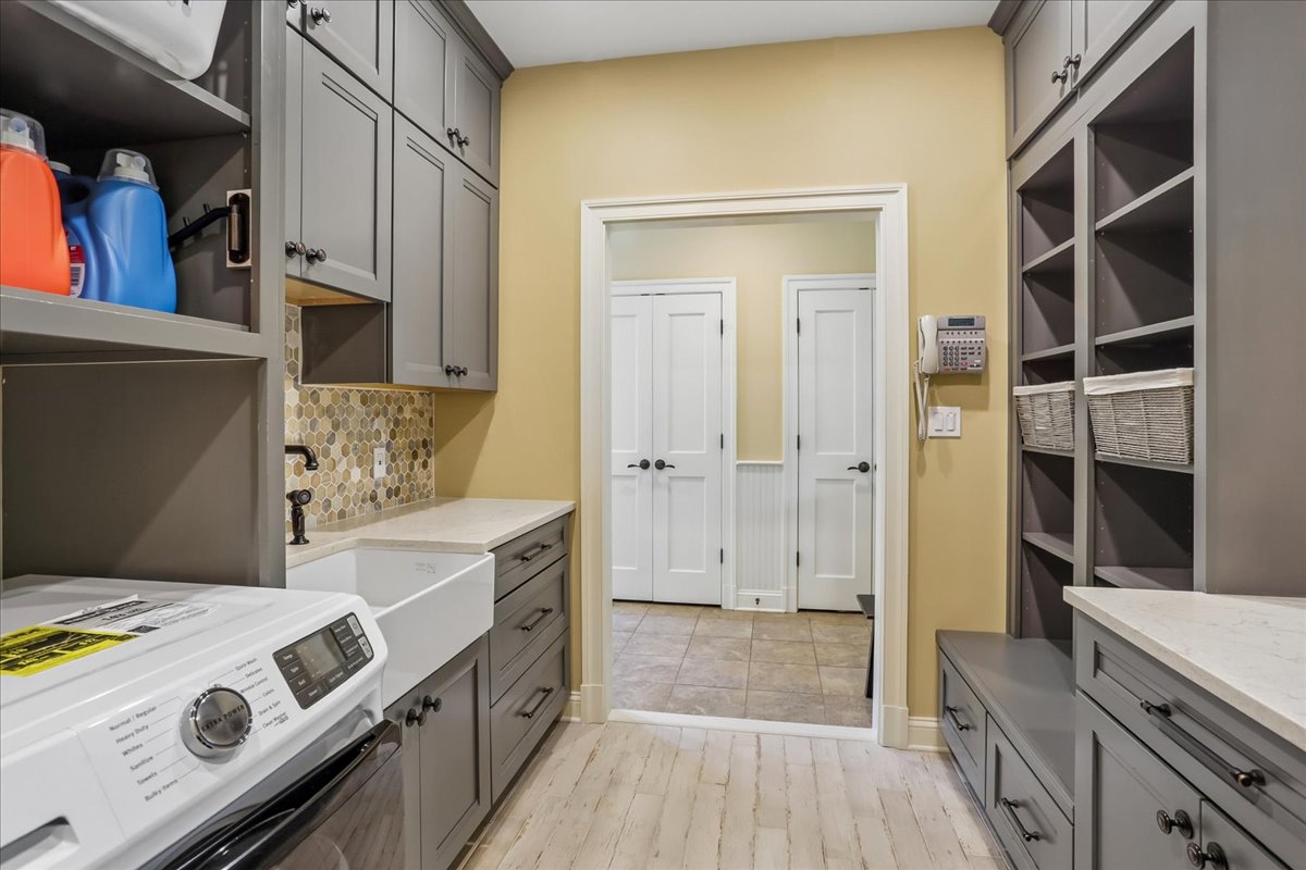 11736 Gainsborough Road Potomac, MD 20854 - Photo 52 of 90