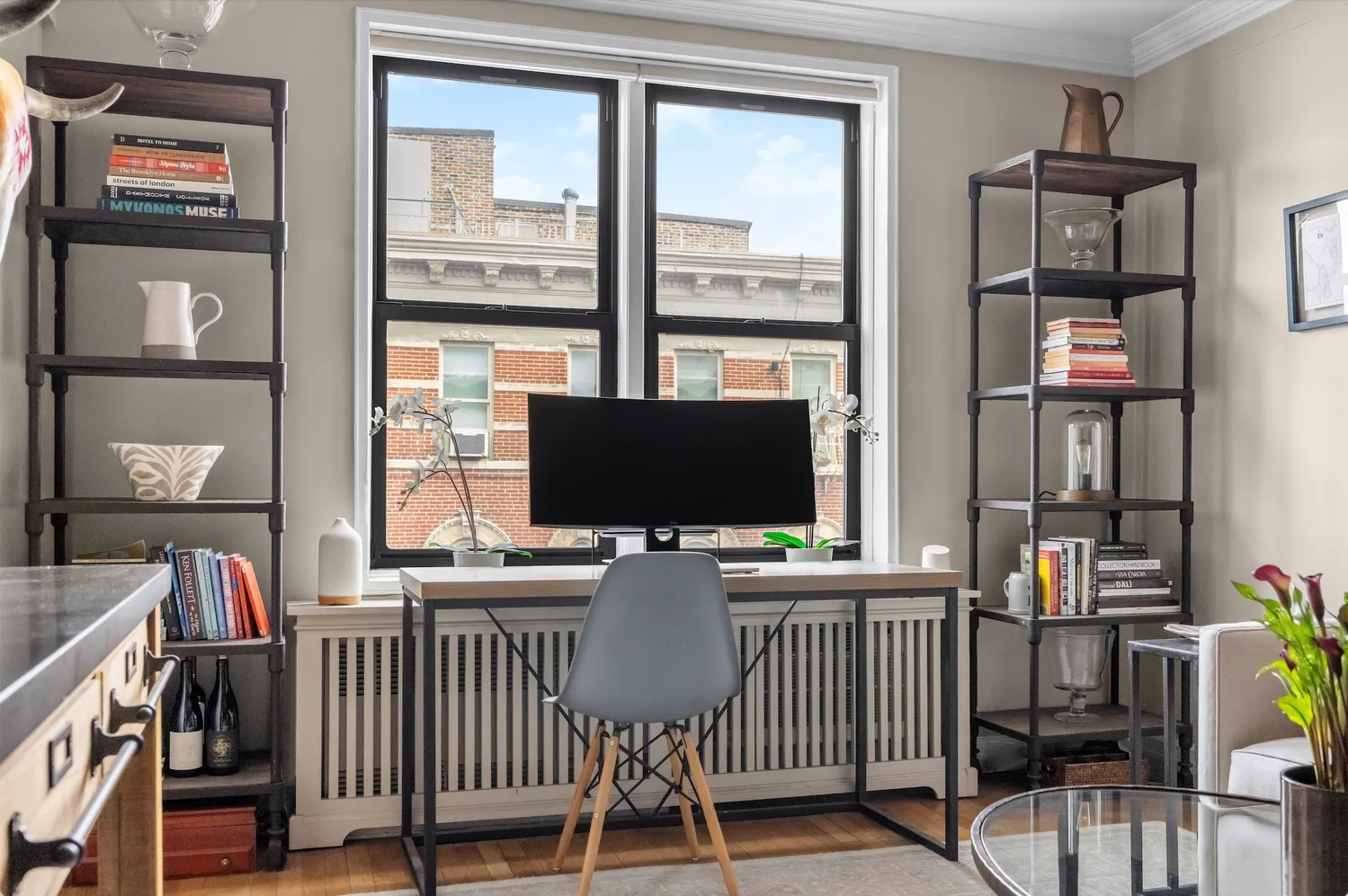 $1,550,000 | 350 Bleecker Street, Unit 6N | West Village