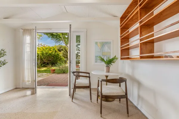 $2,495,000 | 3746 Ocean View Avenue, Los Angeles, CA 90066