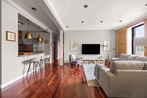 $900,000 | 2611 Frederick Douglass Boulevard, Unit 3B | Central Harlem