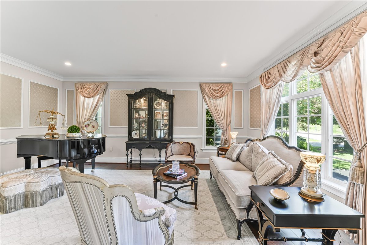251 Valley Ridge Road Haverford, PA 19041 - Photo 6 of 46