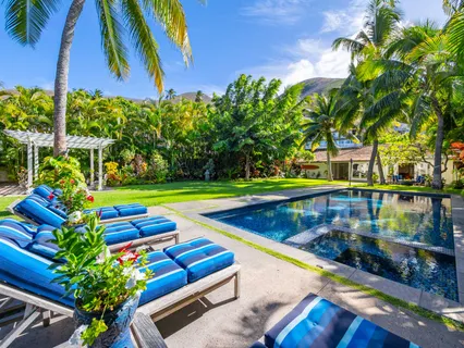 $11,950,000 | 1586 Mokulua Drive, Kailua, HI 96734