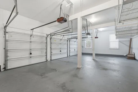 $1,800,000 | 1283 Cobble Pond Way, Vienna, VA 22182