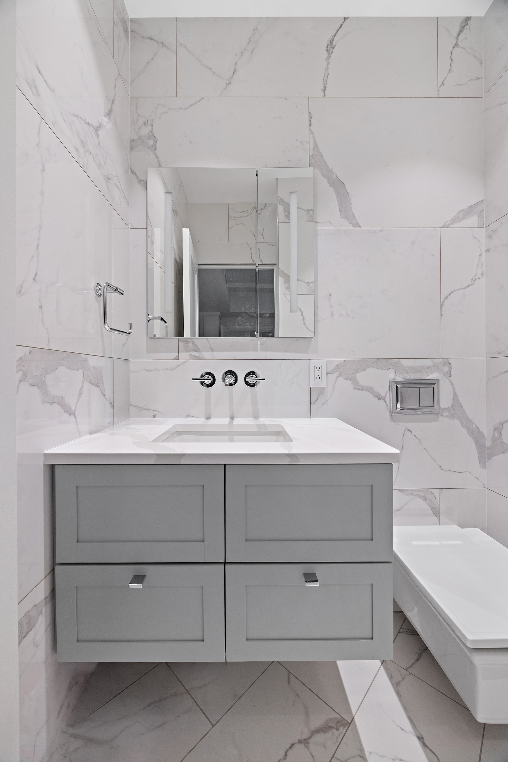 200 West 54th Street, Unit 10K Manhattan, NY 10019 - Photo 11 of 25