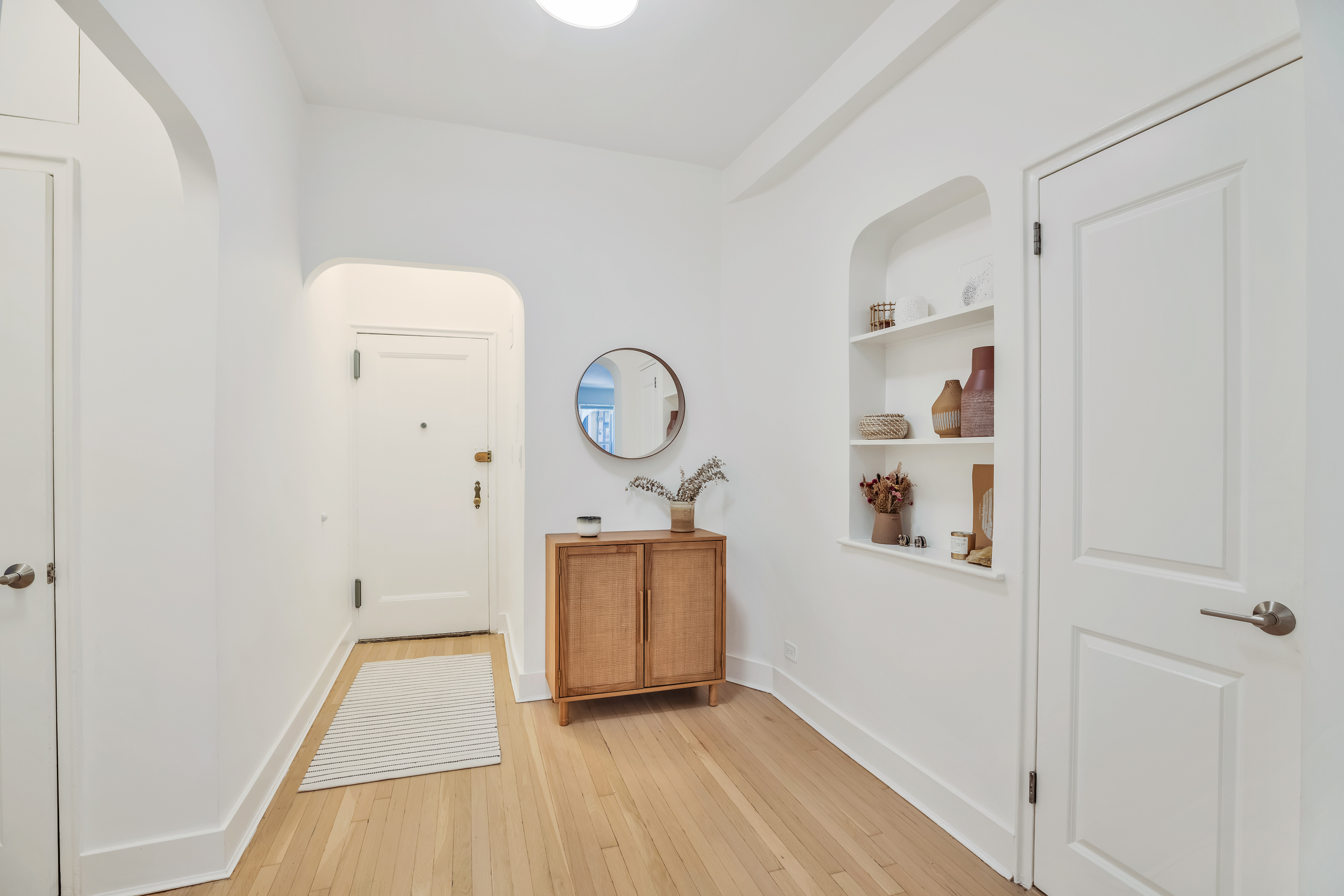25 Plaza Street West, Unit 1J Brooklyn, NY 11217 - Photo 3 of 10