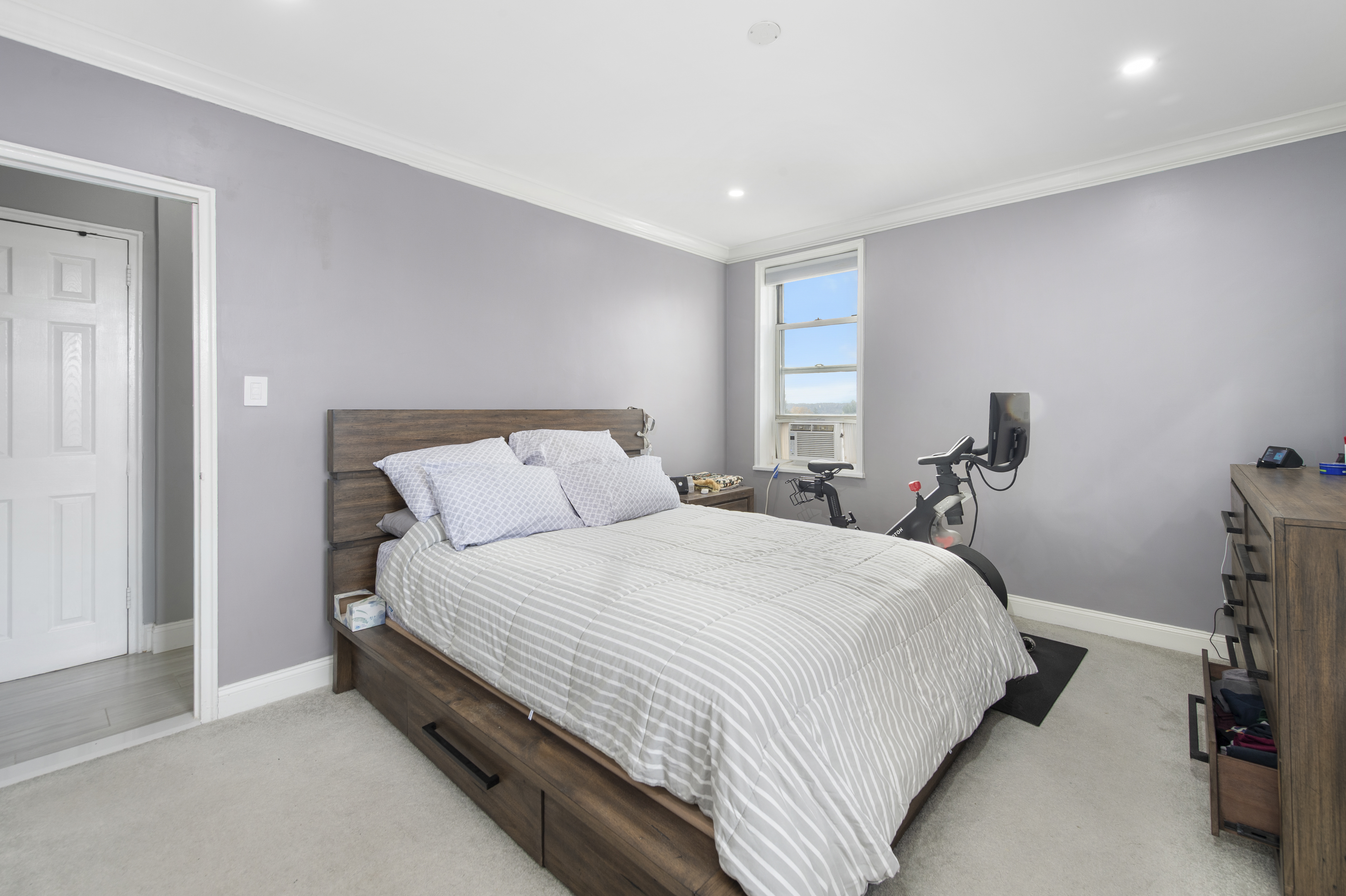 5639 Netherland Avenue, Unit 5C Bronx, NY 10471 - Photo 7 of 13