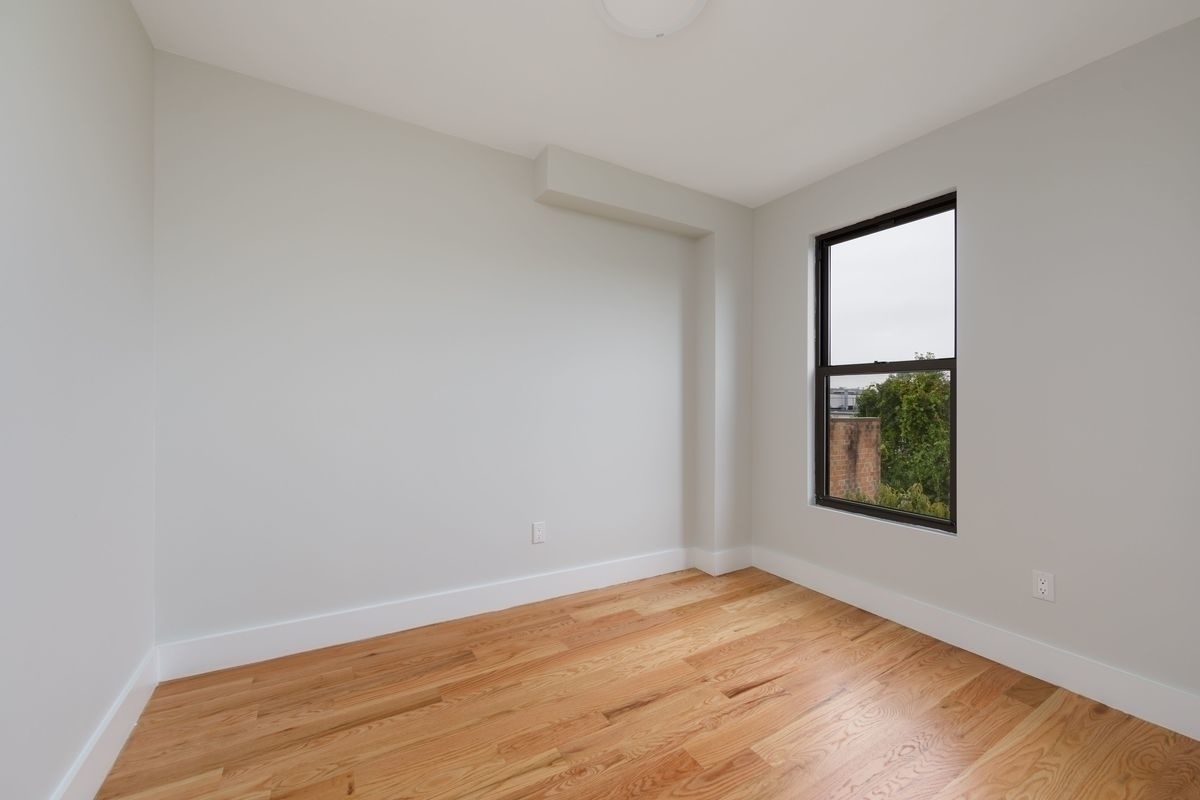 104 Linden Street, Unit MULTI Brooklyn, NY 11221 - Photo 4 of 11