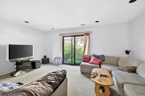 $275,000 | 224 Holly Drive, King of Prussia, PA 19406
