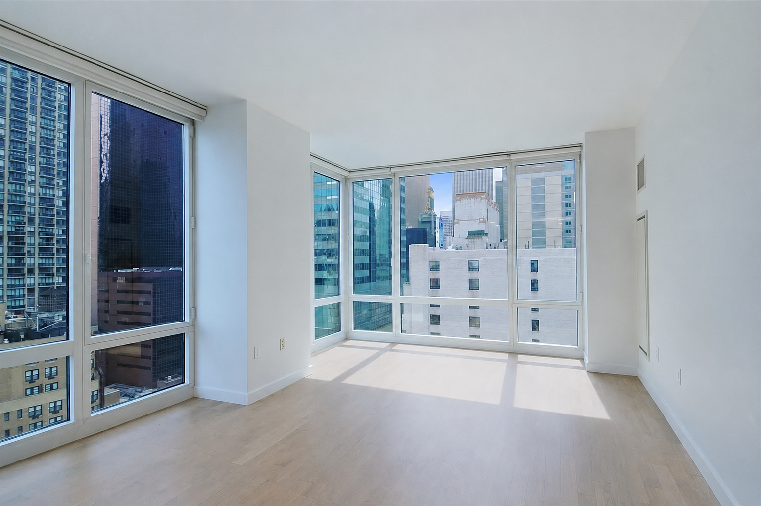 247 West 46th Street, Unit 1206 Manhattan, NY 10036 - Photo 2 of 15