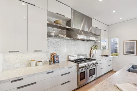$2,895,000 | 2269 Francisco Street, San Francisco, CA 94123