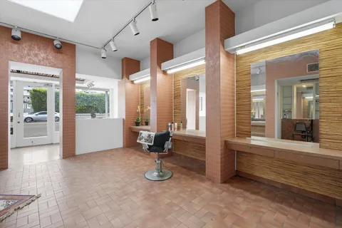 $3,250,000 | 901 South Pacific Coast Highway, Redondo Beach, CA 90277