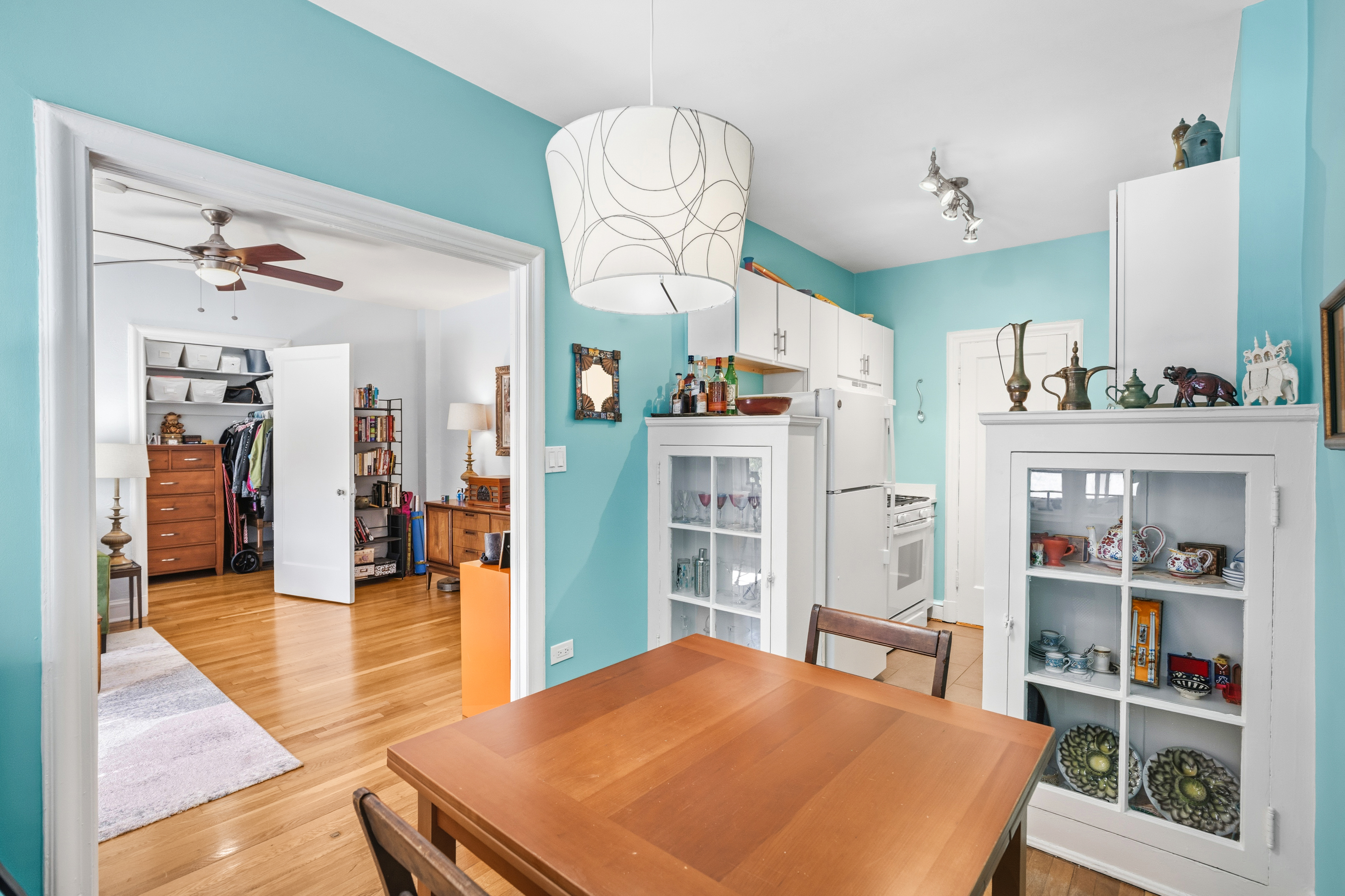 2032 Belmont Road Northwest, Unit 630 Washington, DC 20009 - Photo 19 of 27