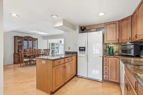 Contact Agent | Chanticleer, Cherry Hill, NJ 08003