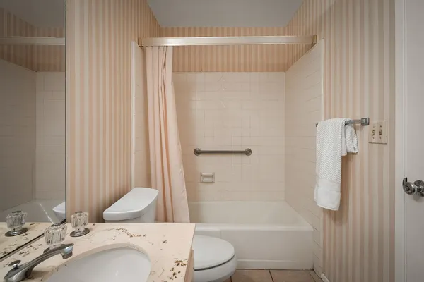 $2,499,000 | 2521 La Condesa Drive, Los Angeles, CA 90049