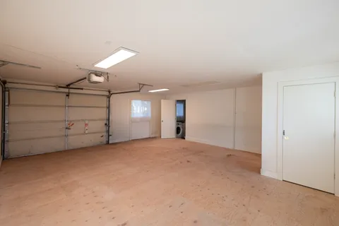 $1,175,000 | 8931 Oak Grove Avenue, Sebastopol, CA 95472