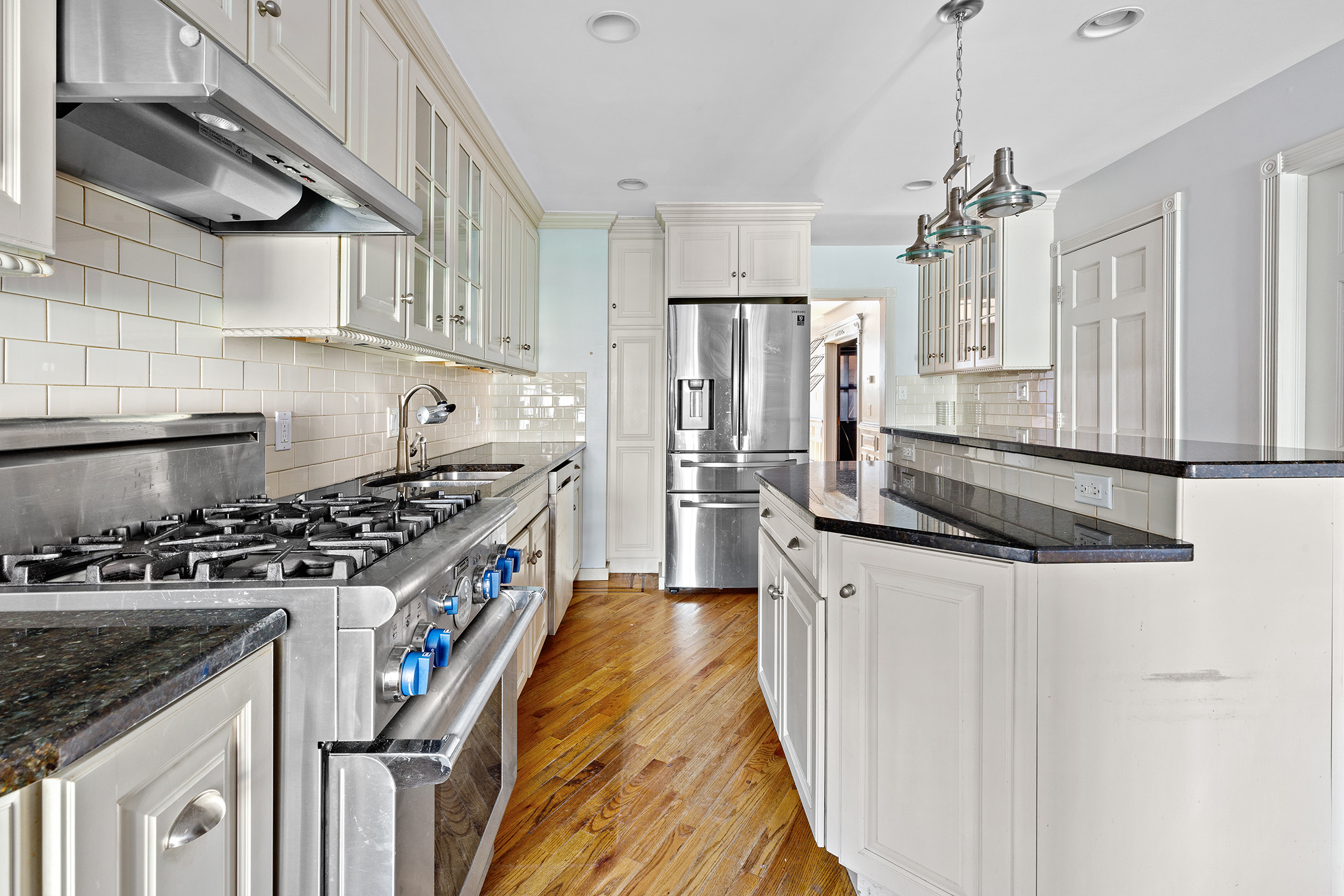 299 MacDonough Street Brooklyn, NY 11233 - Photo 5 of 7